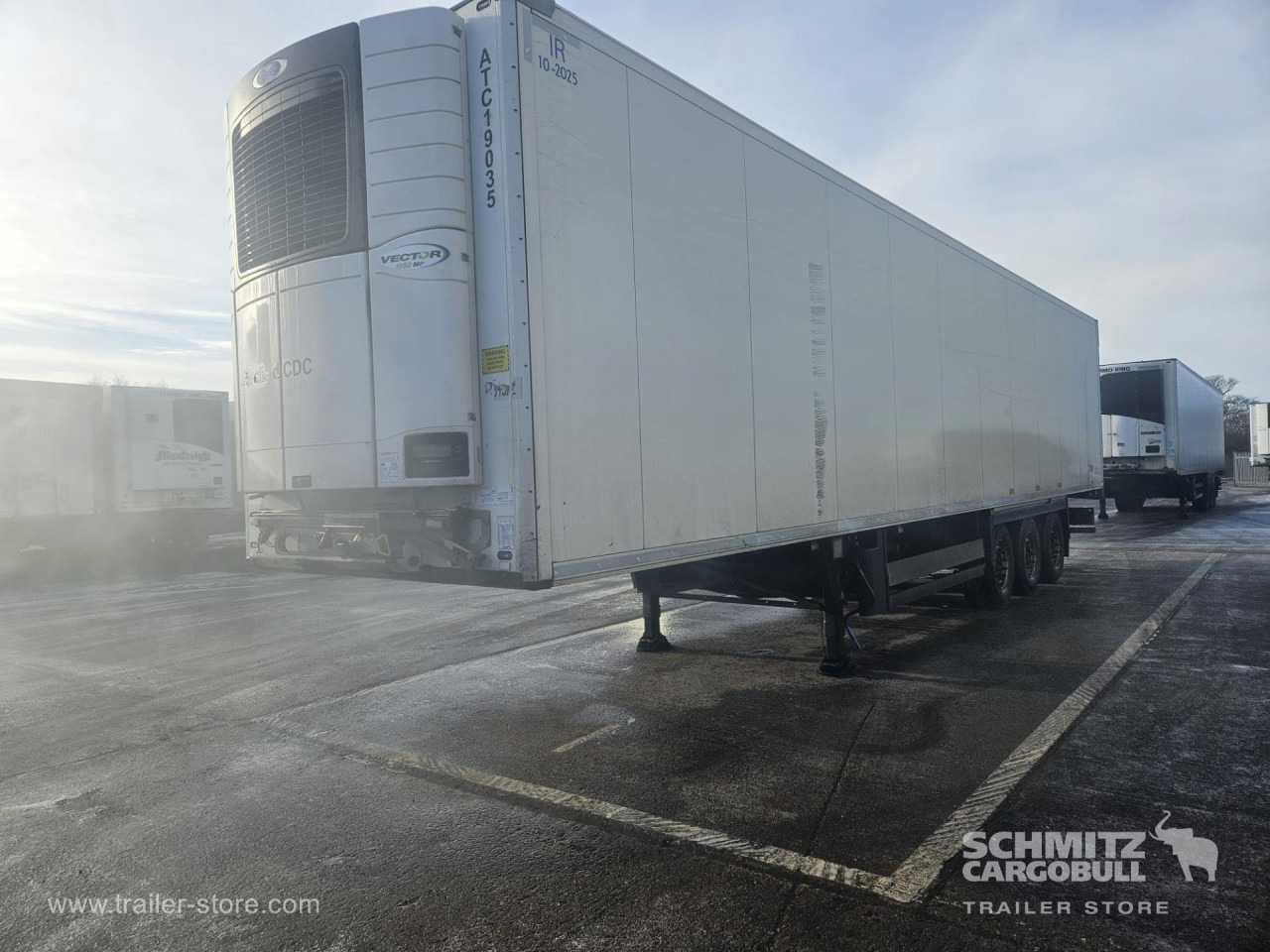Isothermal semi-trailer SCHMITZ Reefer Multitemp: picture 11