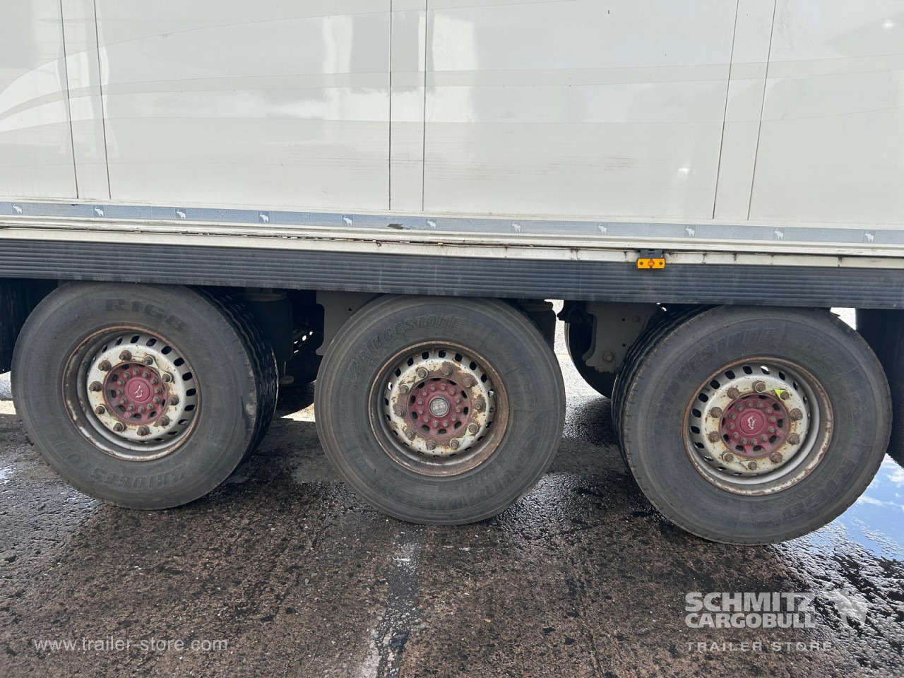 SCHMITZ Reefer Multitemp - Isothermal semi-trailer: picture 2 SCHMITZ Reefer Multitemp - Isothermal semi-trailer: picture 2