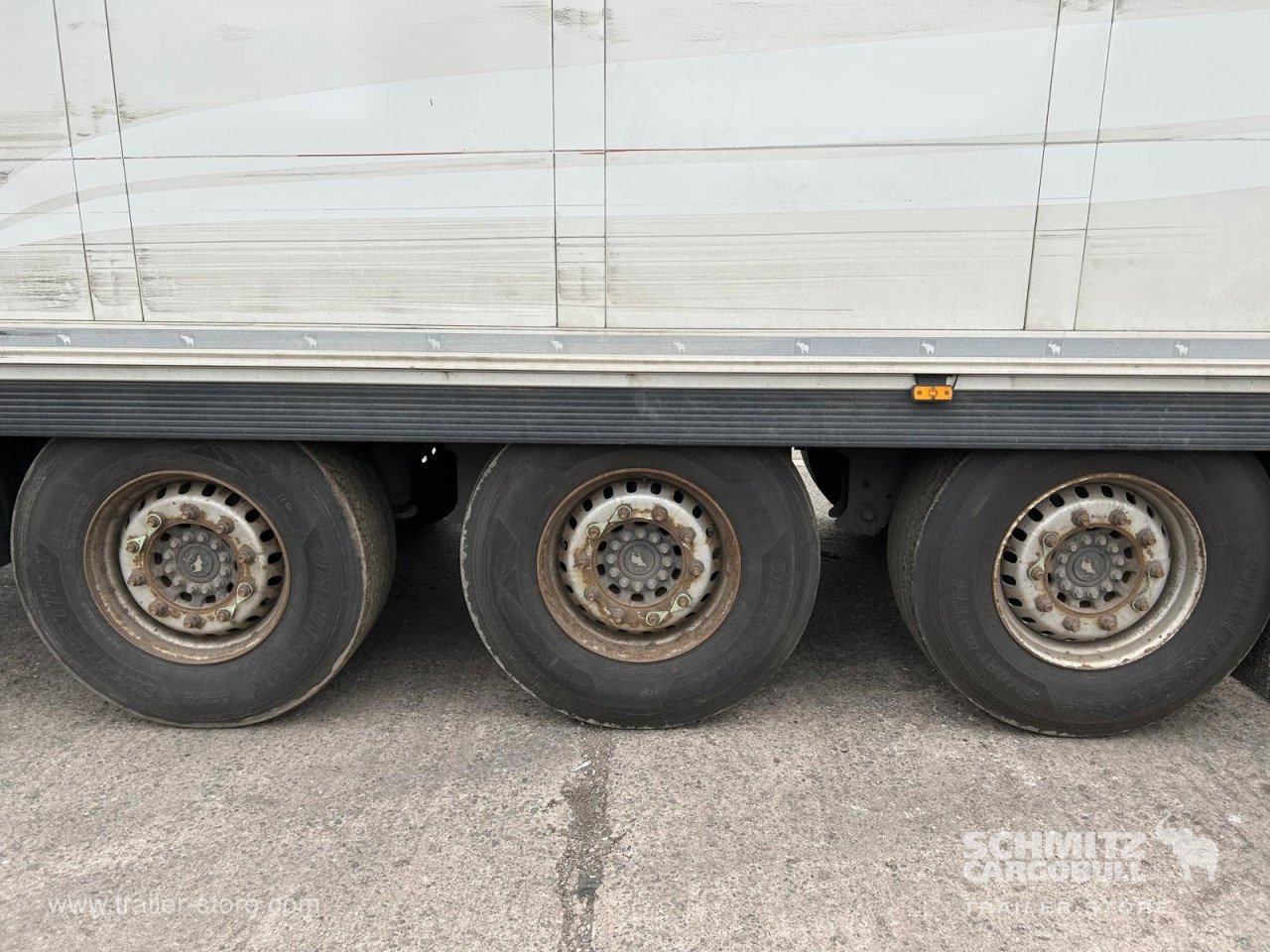 SCHMITZ Reefer Standard - Isothermal semi-trailer: picture 3 SCHMITZ Reefer Standard - Isothermal semi-trailer: picture 3