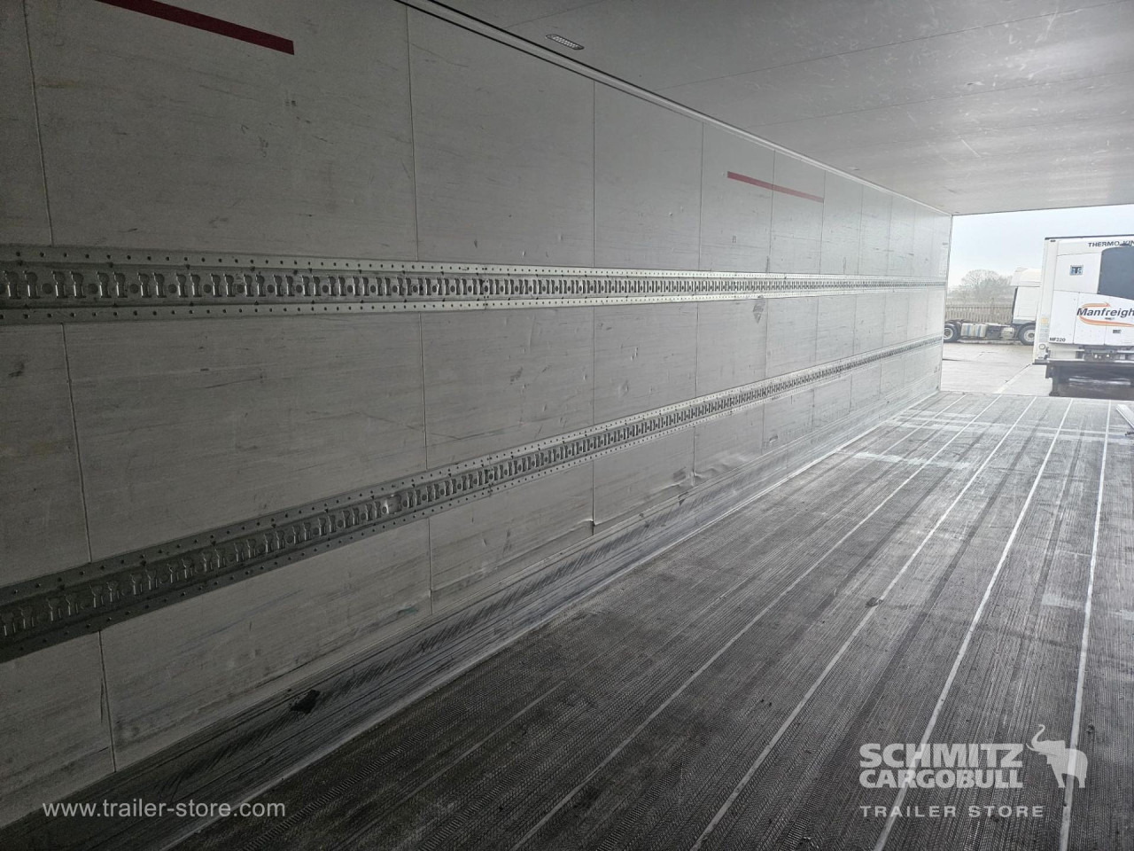 SCHMITZ Reefer Standard - Isothermal semi-trailer: picture 4 SCHMITZ Reefer Standard - Isothermal semi-trailer: picture 4