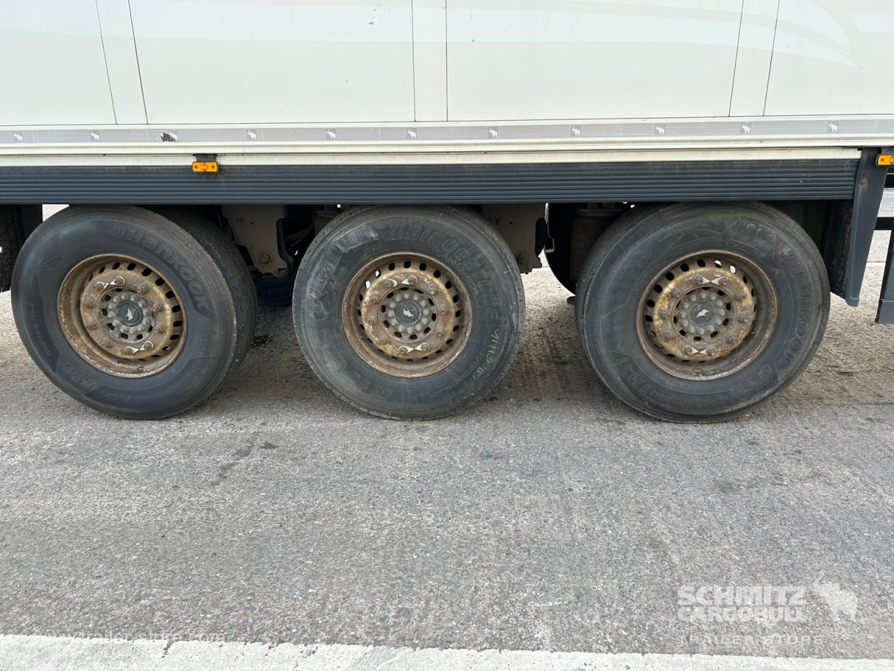 SCHMITZ Reefer Standard - Isothermal semi-trailer: picture 4 SCHMITZ Reefer Standard - Isothermal semi-trailer: picture 4