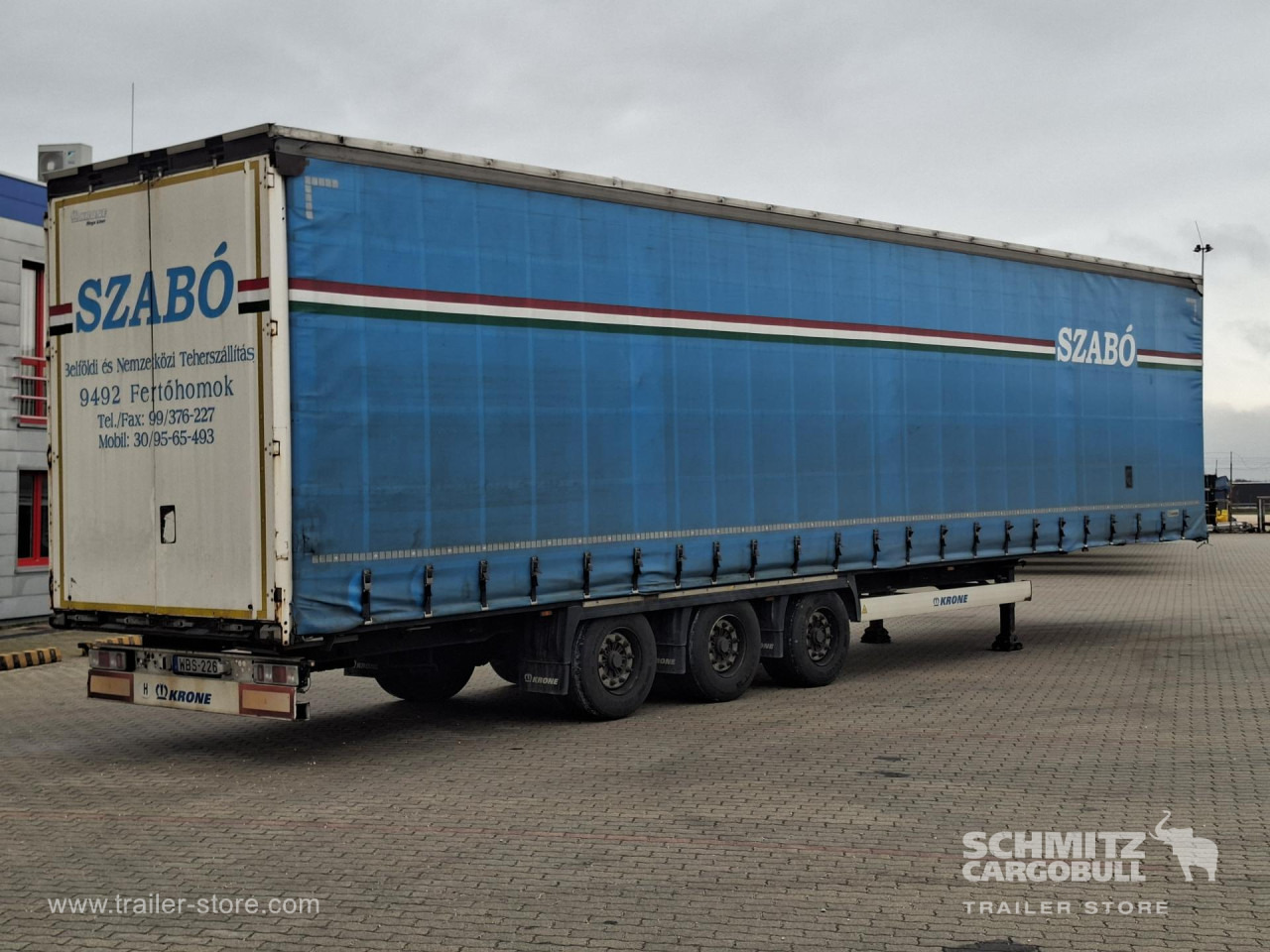 Curtainsider semi-trailer KRONE Curtainsider Mega: picture 10