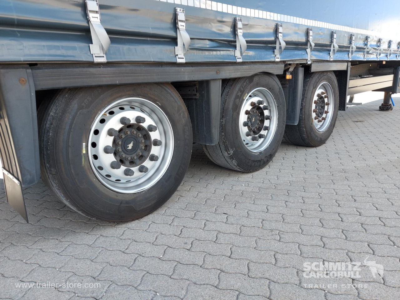 SCHMITZ Curtainsider Mega on lease SCHMITZ Curtainsider Mega: picture 10