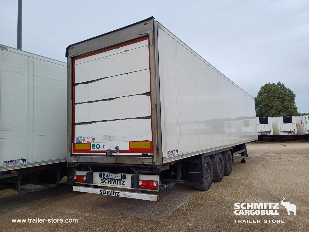 SCHMITZ Mélyhűtő koffer Szabvány - Isothermal semi-trailer: picture 3 SCHMITZ Mélyhűtő koffer Szabvány - Isothermal semi-trailer: picture 3