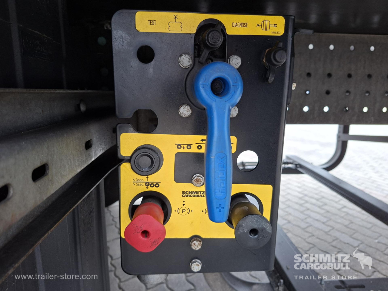 Isothermal semi-trailer SCHMITZ Reefer Standard Double deck: picture 7 Isothermal semi-trailer SCHMITZ Reefer Standard Double deck: picture 7