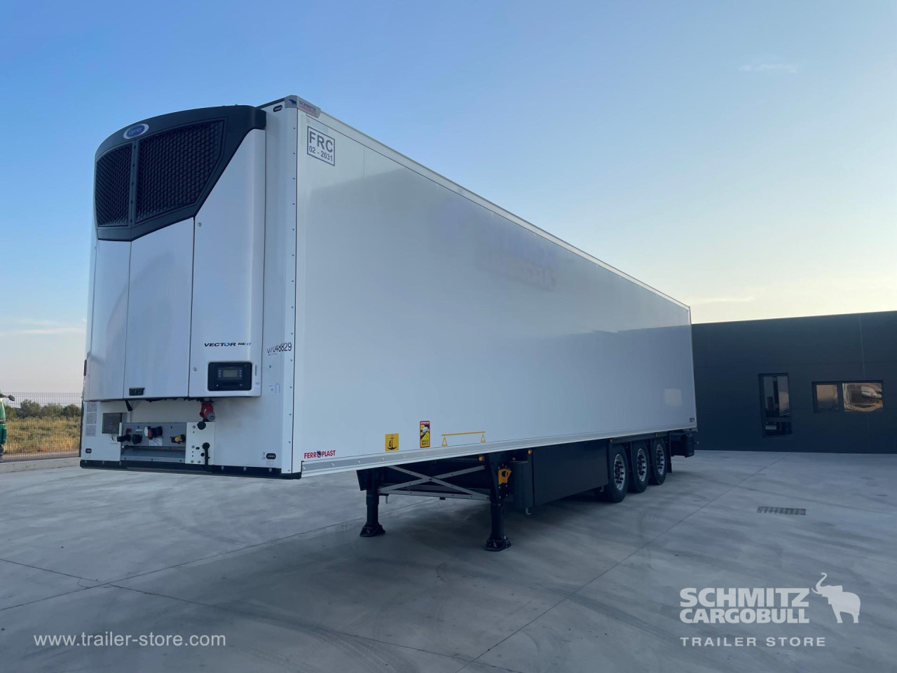 SCHMITZ Reefer Standard - Isothermal semi-trailer: picture 2 SCHMITZ Reefer Standard - Isothermal semi-trailer: picture 2
