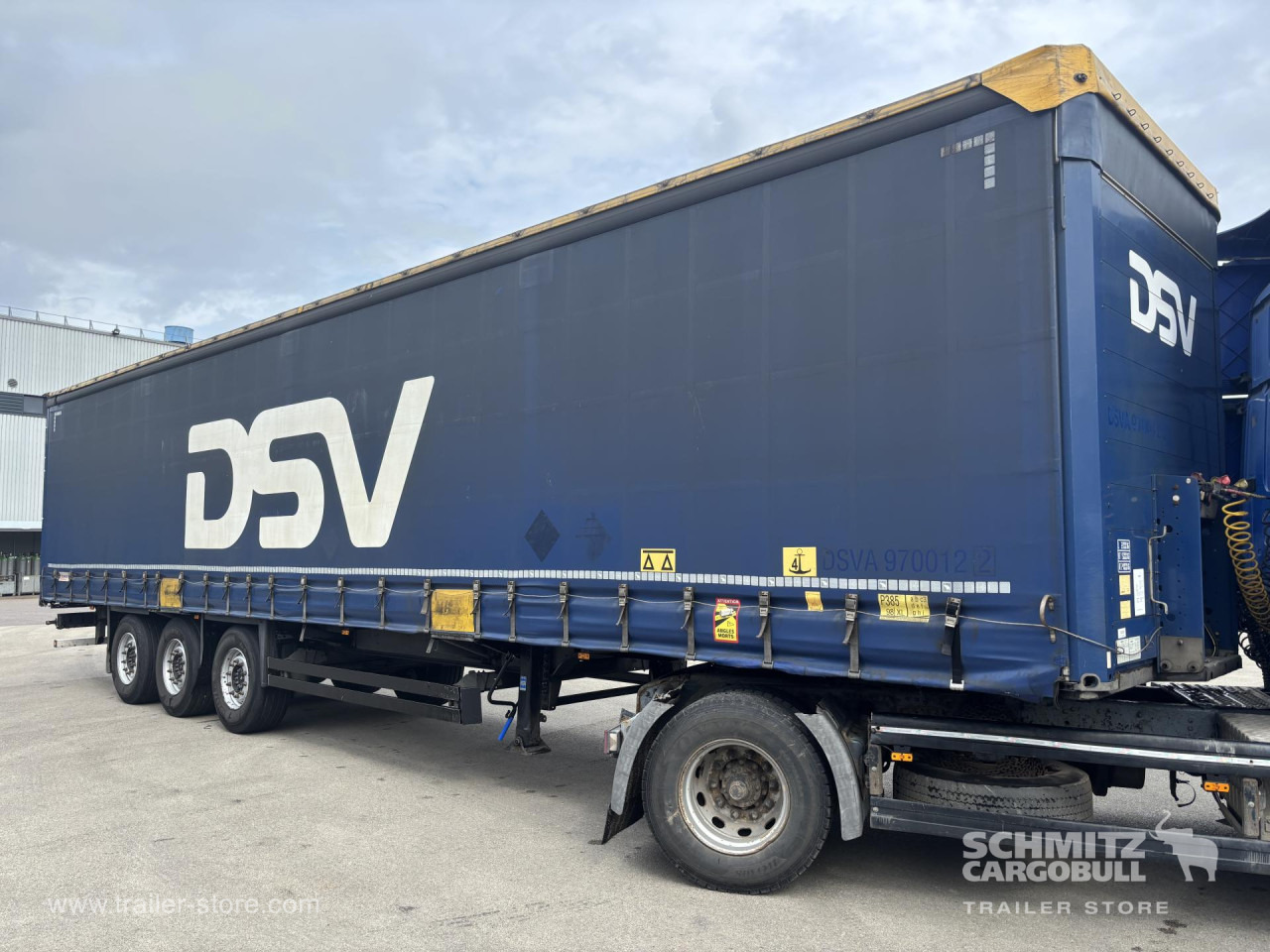 SCHMITZ Curtainsider Standard - Curtainsider semi-trailer: picture 5 SCHMITZ Curtainsider Standard - Curtainsider semi-trailer: picture 5