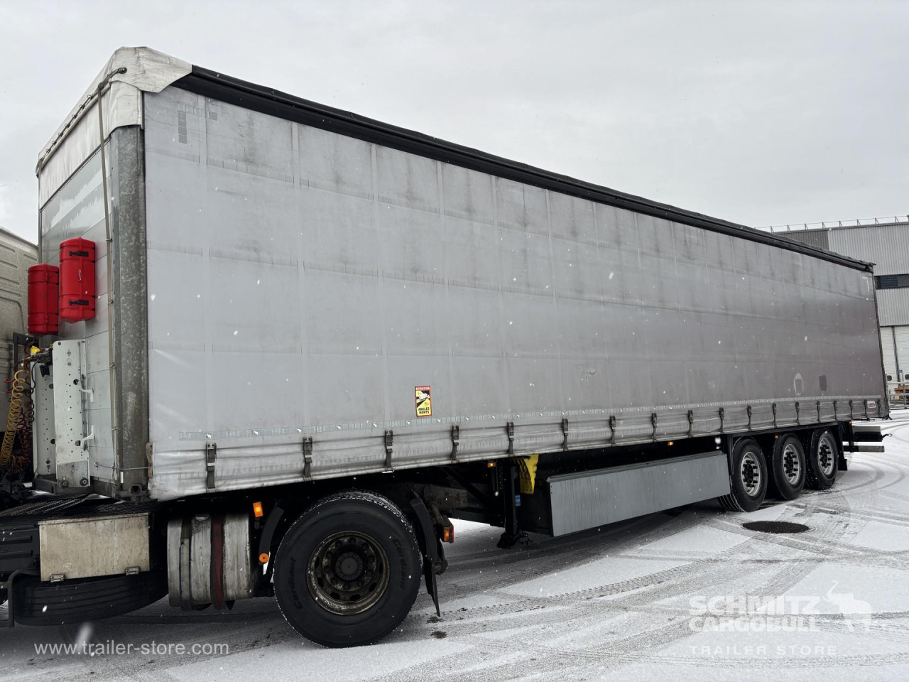 Curtainsider semi-trailer SCHMITZ Curtainsider Standard: picture 8 Curtainsider semi-trailer SCHMITZ Curtainsider Standard: picture 8