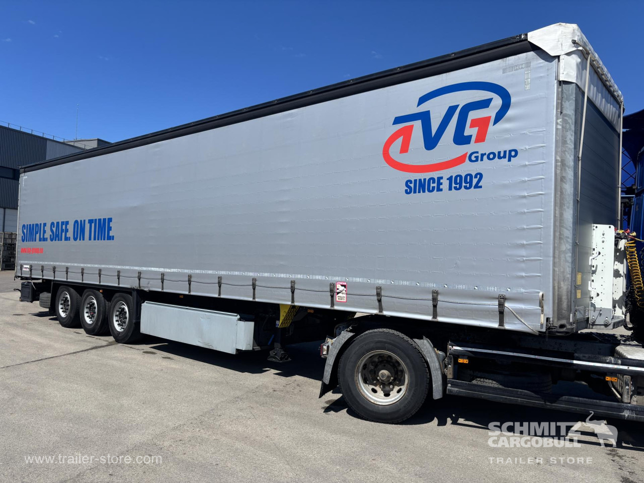 SCHMITZ Curtainsider Standard - Curtainsider semi-trailer: picture 4 SCHMITZ Curtainsider Standard - Curtainsider semi-trailer: picture 4