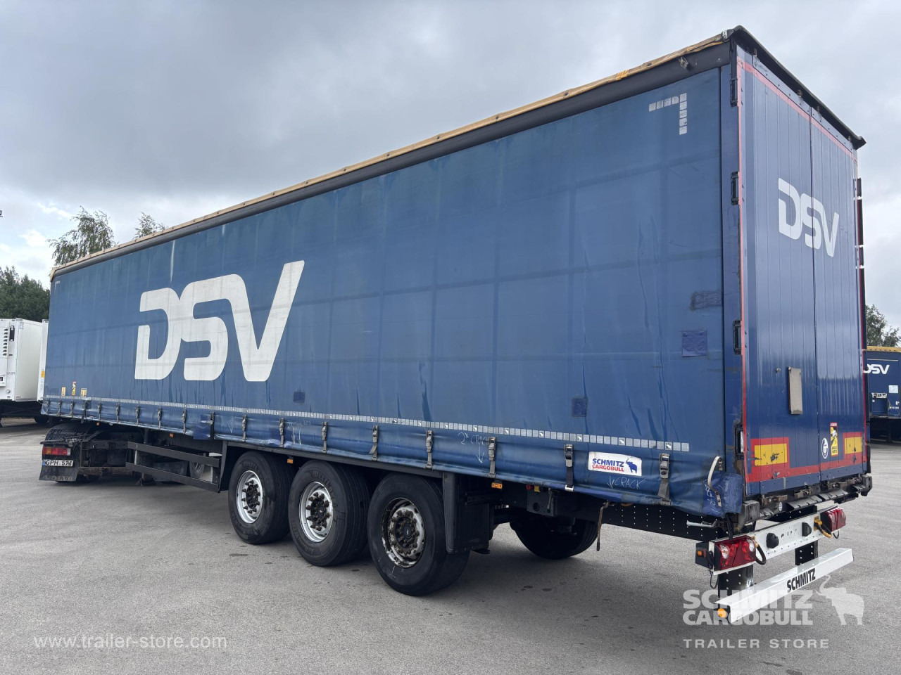 SCHMITZ Curtainsider Standard - Curtainsider semi-trailer: picture 4 SCHMITZ Curtainsider Standard - Curtainsider semi-trailer: picture 4