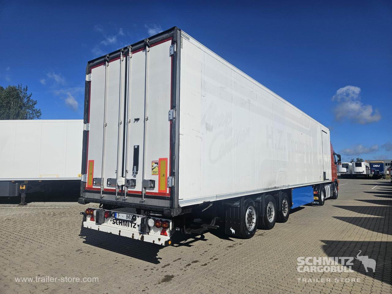 SCHMITZ Reefer Multitemp - Isothermal semi-trailer: picture 1 SCHMITZ Reefer Multitemp - Isothermal semi-trailer: picture 1