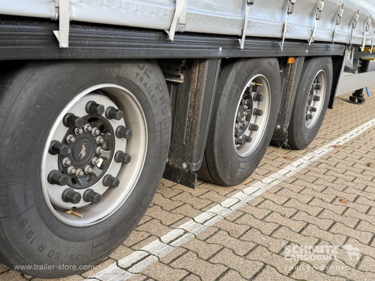 SCHMITZ Oplegger Schuifzeil Mega - Curtainsider semi-trailer: picture 2 SCHMITZ Oplegger Schuifzeil Mega - Curtainsider semi-trailer: picture 2