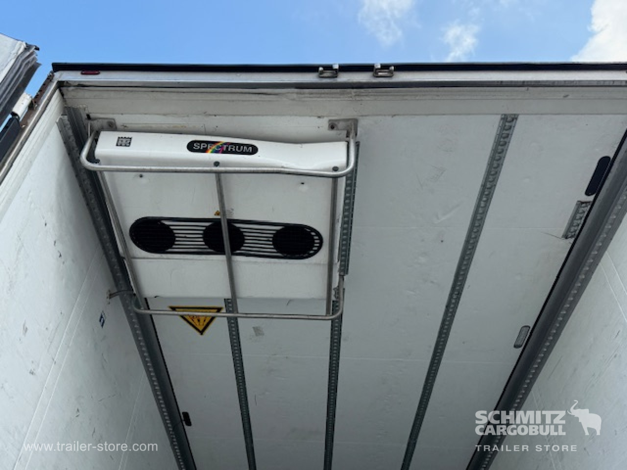SCHMITZ Oplegger Vries Multitemp - Isothermal semi-trailer: picture 3 SCHMITZ Oplegger Vries Multitemp - Isothermal semi-trailer: picture 3