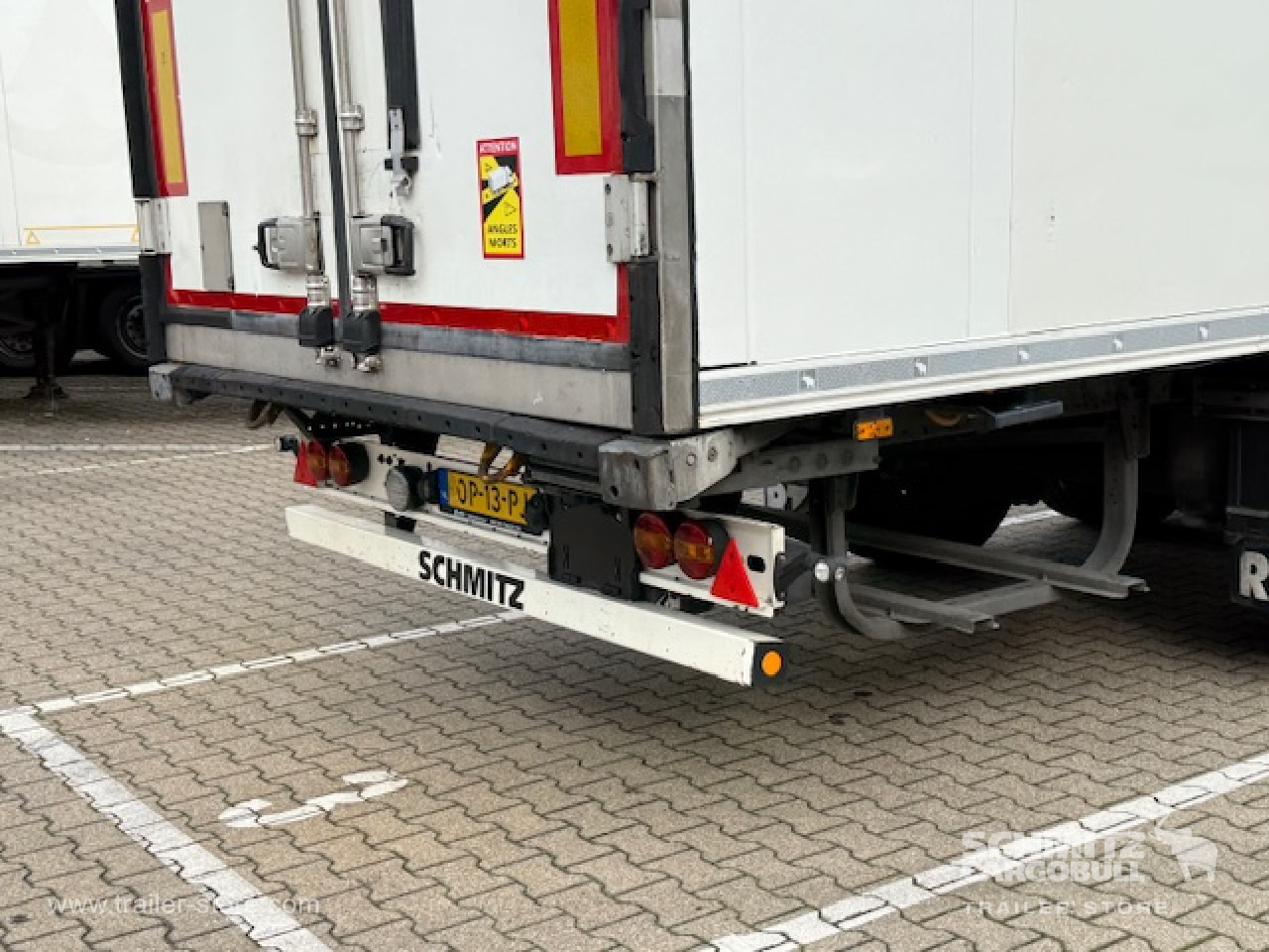 SCHMITZ Oplegger Vries Standard - Isothermal semi-trailer: picture 3 SCHMITZ Oplegger Vries Standard - Isothermal semi-trailer: picture 3