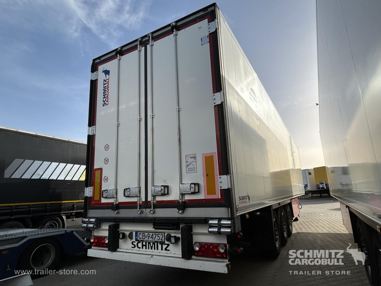 SCHMITZ Reefer Standard - Isothermal semi-trailer: picture 5 SCHMITZ Reefer Standard - Isothermal semi-trailer: picture 5