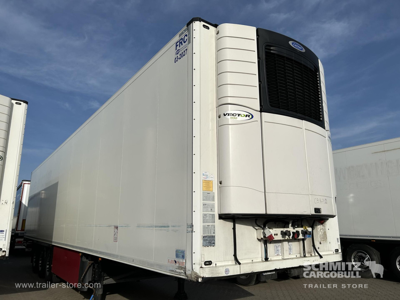 SCHMITZ Reefer Standard - Isothermal semi-trailer: picture 1 SCHMITZ Reefer Standard - Isothermal semi-trailer: picture 1