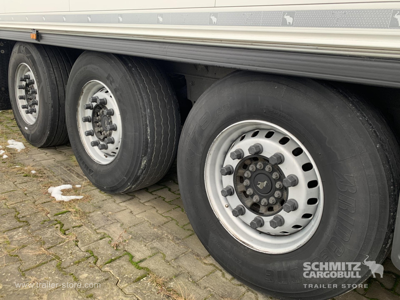 SCHMITZ Reefer Standard - Isothermal semi-trailer: picture 5 SCHMITZ Reefer Standard - Isothermal semi-trailer: picture 5