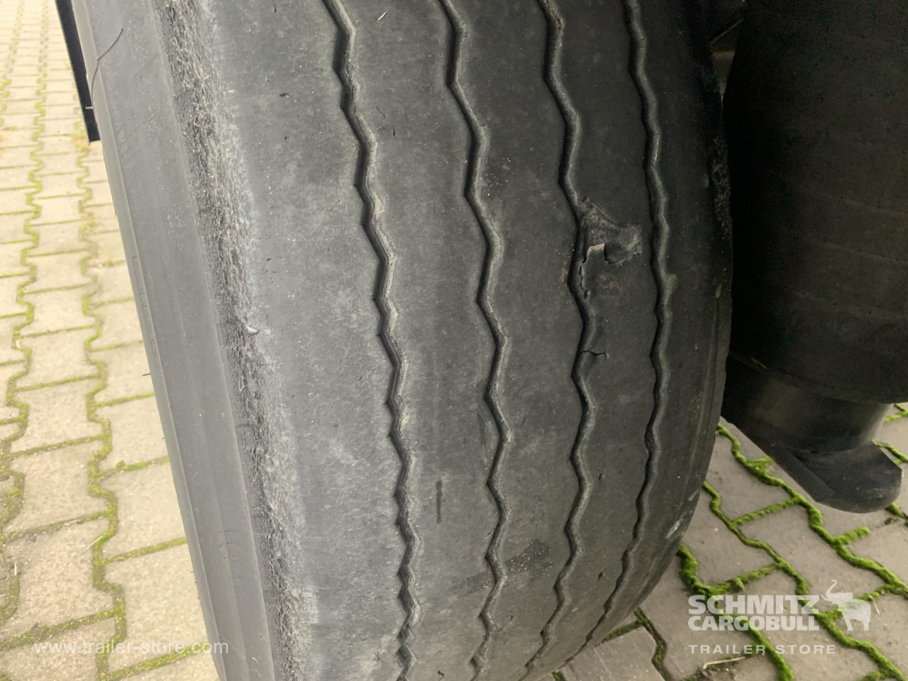 SCHMITZ Reefer Standard - Isothermal semi-trailer: picture 2 SCHMITZ Reefer Standard - Isothermal semi-trailer: picture 2