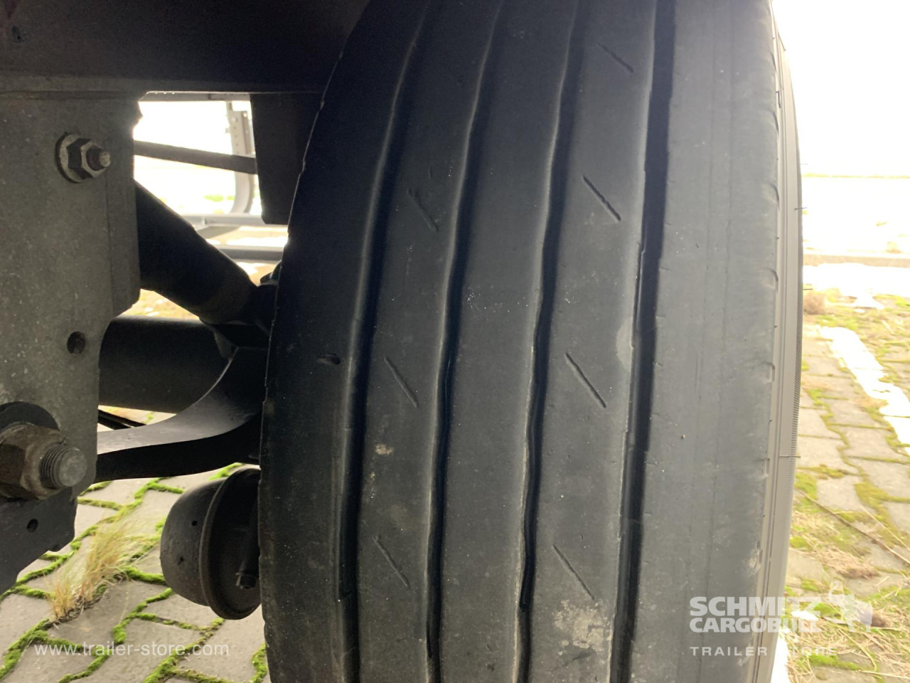 SCHMITZ Reefer Standard - Isothermal semi-trailer: picture 4 SCHMITZ Reefer Standard - Isothermal semi-trailer: picture 4