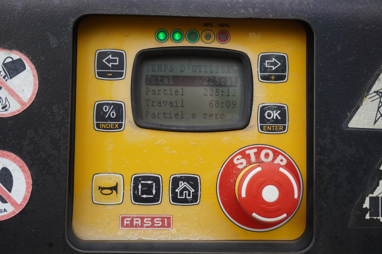 IVECO STRALIS 19.310 E6 / Flatbed 19 EPAL / FASSI F135 / 225 MTH! / 5.7  T - Crane truck, Crane truck: picture 2 IVECO STRALIS 19.310 E6 / Flatbed 19 EPAL / FASSI F135 / 225 MTH! / 5.7  T - Crane truck, Crane truck: picture 2