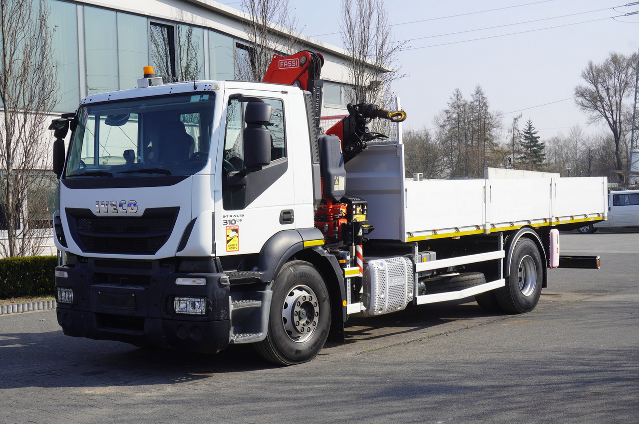 IVECO STRALIS 310 E6 / HDS FASSI 155 6.2 T / 250 thousand km - Crane truck: picture 2 IVECO STRALIS 310 E6 / HDS FASSI 155 6.2 T / 250 thousand km - Crane truck: picture 2