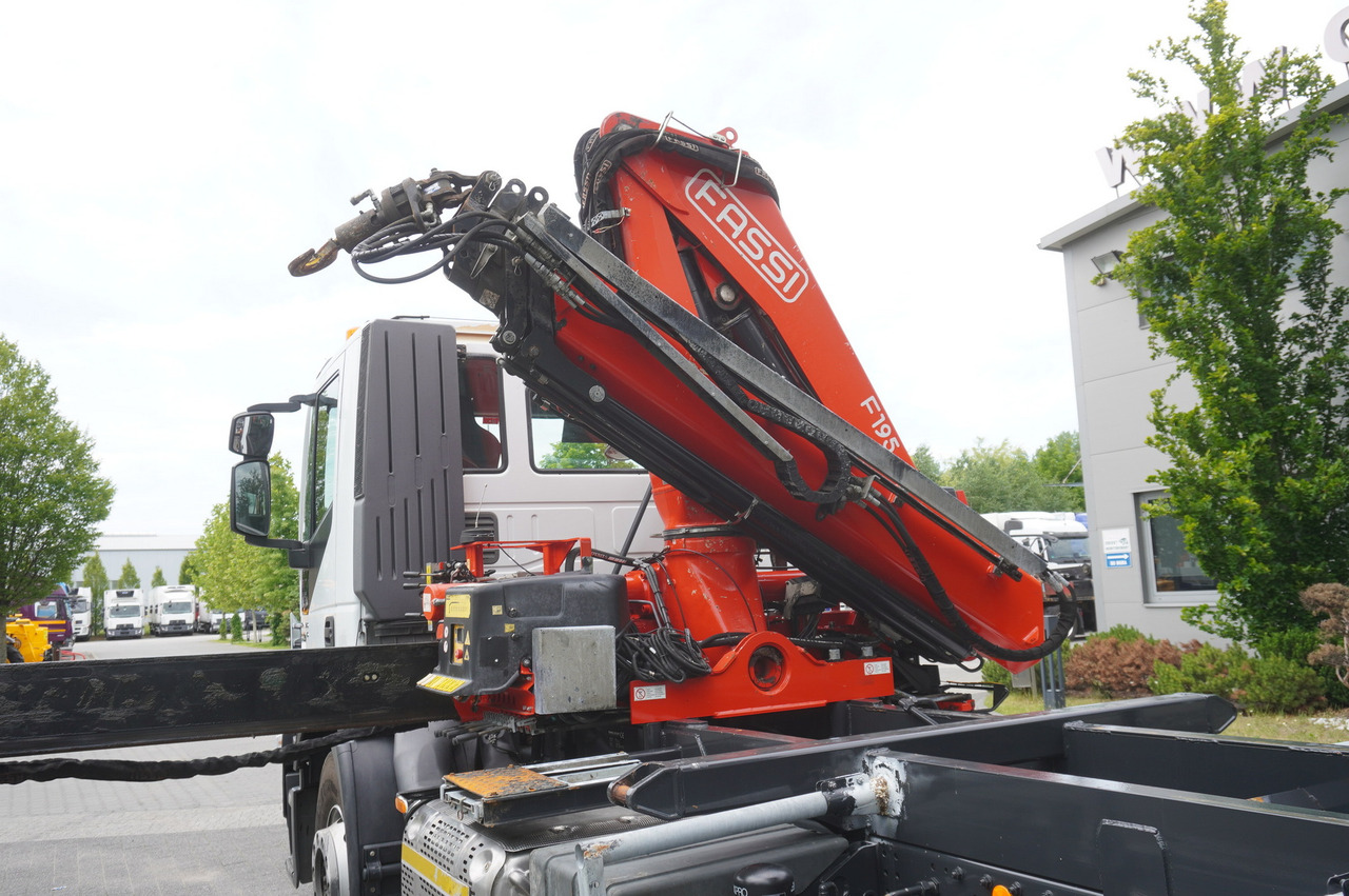 Tipper, Crane truck IVECO STRALIS 330 E6 / FASSI 195A 8.5 T / 3-side tipper: picture 13