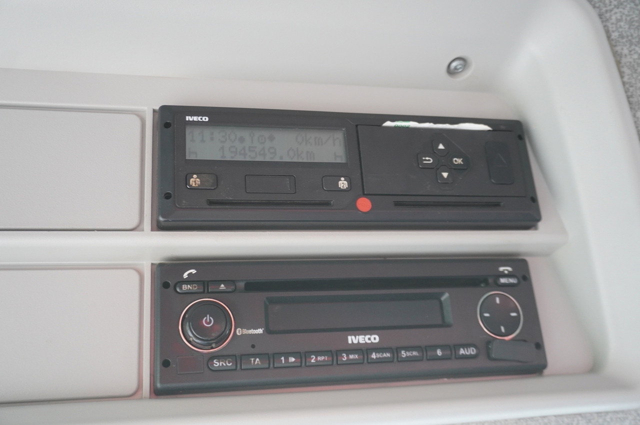 Tipper, Crane truck IVECO STRALIS 330 E6 / FASSI 195A 8.5 T / 3-side tipper: picture 28