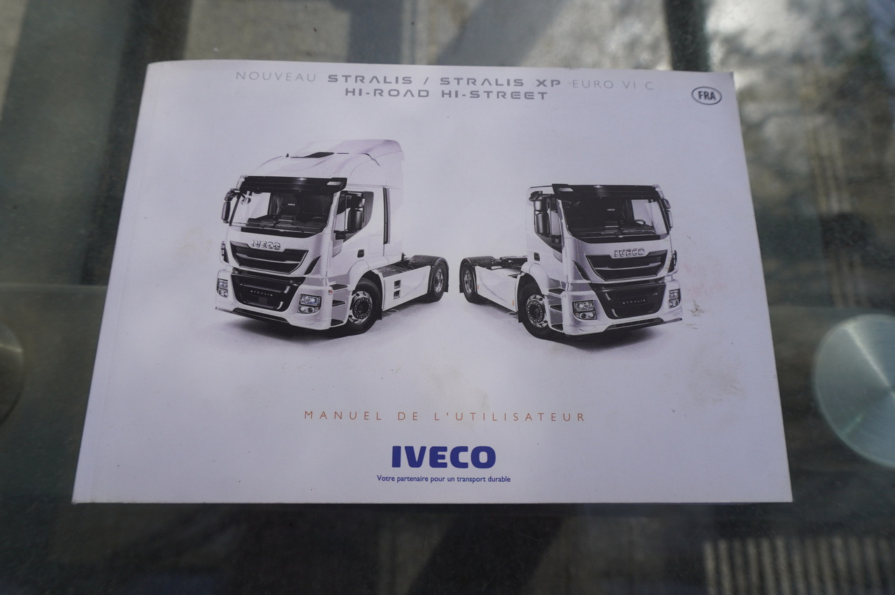 Crane truck, Crane truck Iveco Stralis 310 / 34 tho km !!! / FASSI 4 Tons 400 MTH! / Flatbed: picture 30