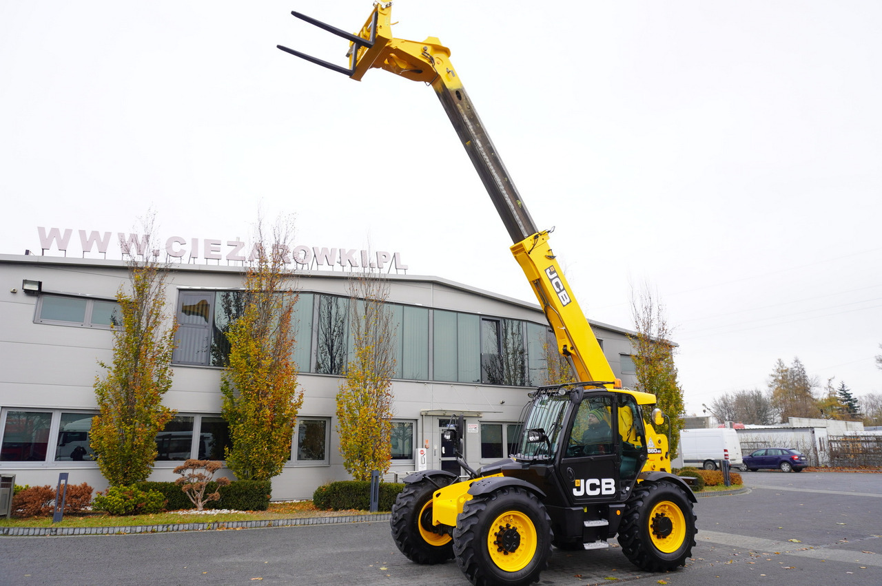 JCB 560-80 / 6 ton lifting capacity / power 146 HP - Telescopic wheel loader: picture 1 JCB 560-80 / 6 ton lifting capacity / power 146 HP - Telescopic wheel loader: picture 1