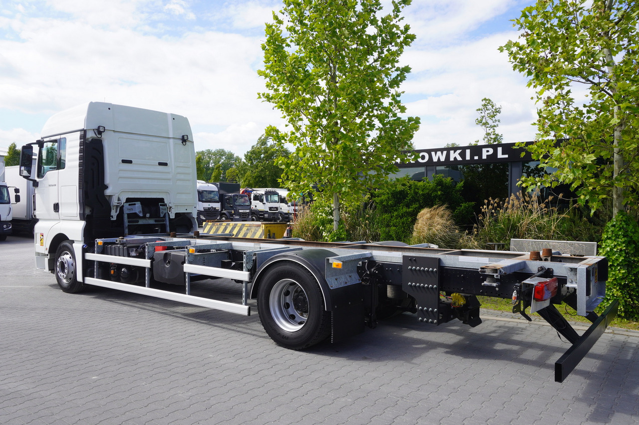 MAN GX 18.430 / BDF 7.5 m / sleeping cab / 2021 - Container transporter/ Swap body truck: picture 3 MAN GX 18.430 / BDF 7.5 m / sleeping cab / 2021 - Container transporter/ Swap body truck: picture 3