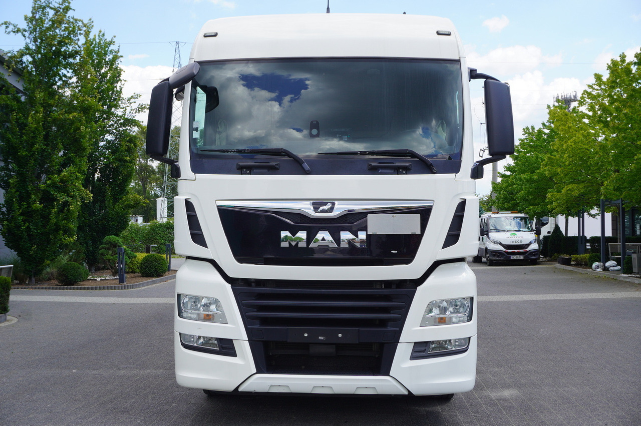MAN MAN TGX 18.430 / Curtainsider 18 EPAL / sleeping cab / 2021 on lease MAN MAN TGX 18.430 / Curtainsider 18 EPAL / sleeping cab / 2021: picture 9