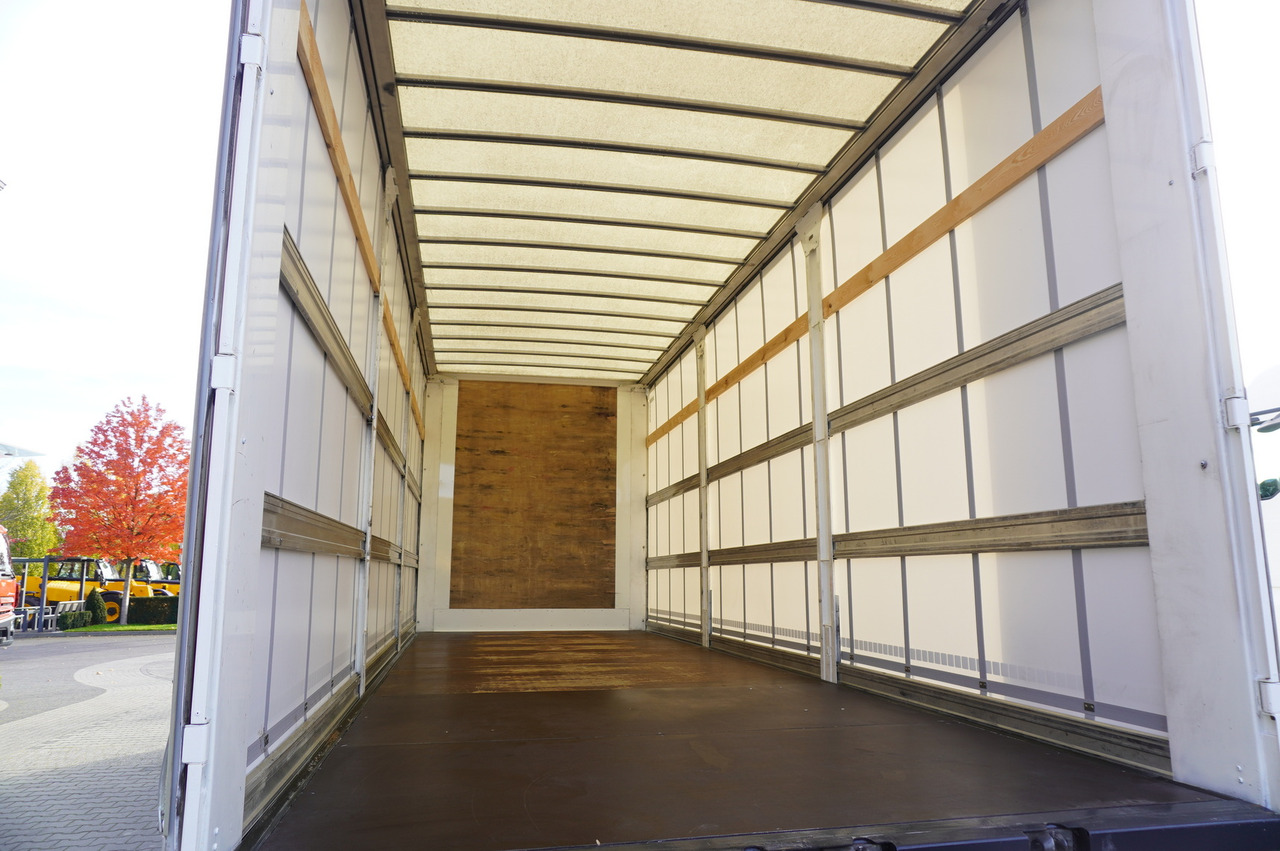 Curtainsider truck MAN TGL 12.220 / Curtainsider 19 EPAL / 140 tho. km: picture 9 Curtainsider truck MAN TGL 12.220 / Curtainsider 19 EPAL / 140 tho. km: picture 9