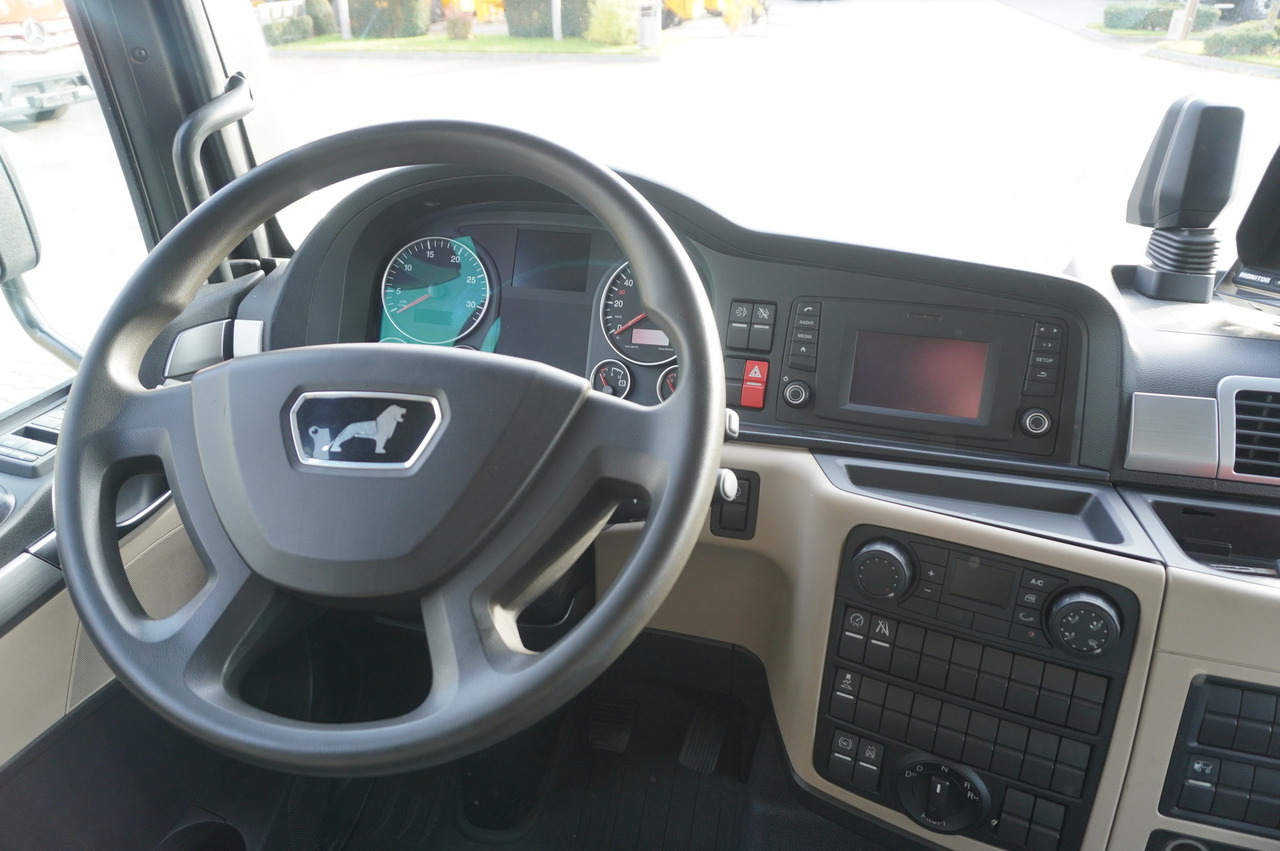 Curtainsider truck MAN TGL 12.220 / Curtainsider 19 EPAL / 140 tho. km: picture 23 Curtainsider truck MAN TGL 12.220 / Curtainsider 19 EPAL / 140 tho. km: picture 23