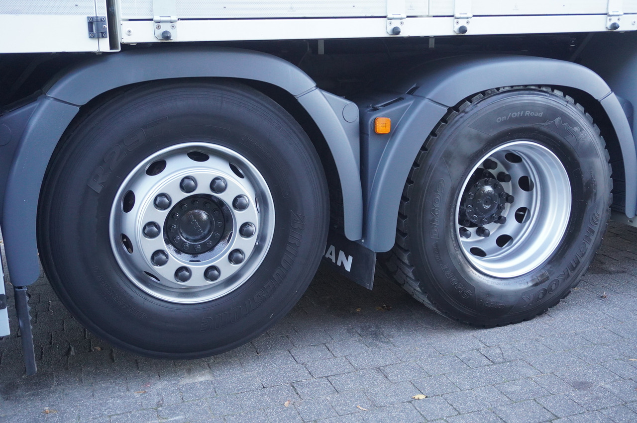 Vacuum truck MAN TGM 26.340 E6 / RIVARD sewage cleaner 11.8 m3 / 170 tho. km / steered axle: picture 40 Vacuum truck MAN TGM 26.340 E6 / RIVARD sewage cleaner 11.8 m3 / 170 tho. km / steered axle: picture 40
