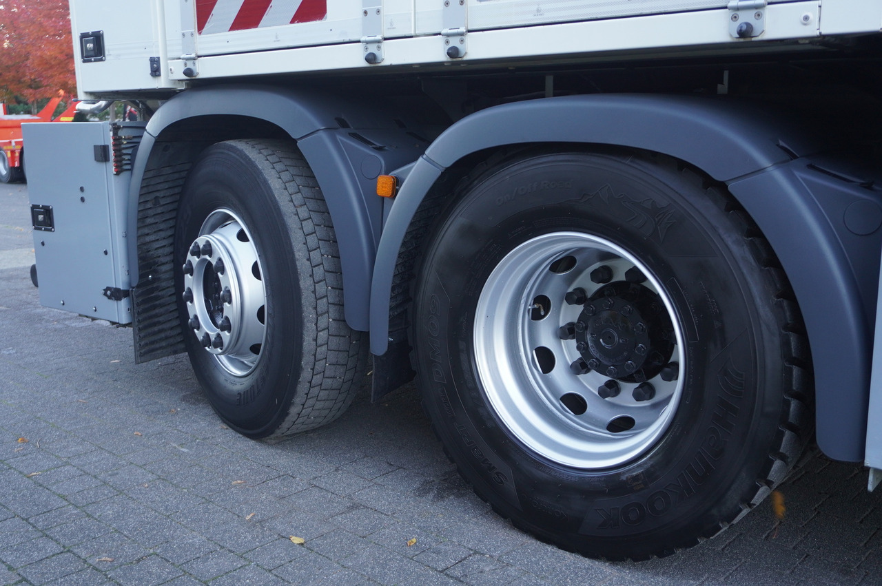 Vacuum truck MAN TGM 26.340 E6 / RIVARD sewage cleaner 11.8 m3 / 170 tho. km / steered axle: picture 41 Vacuum truck MAN TGM 26.340 E6 / RIVARD sewage cleaner 11.8 m3 / 170 tho. km / steered axle: picture 41
