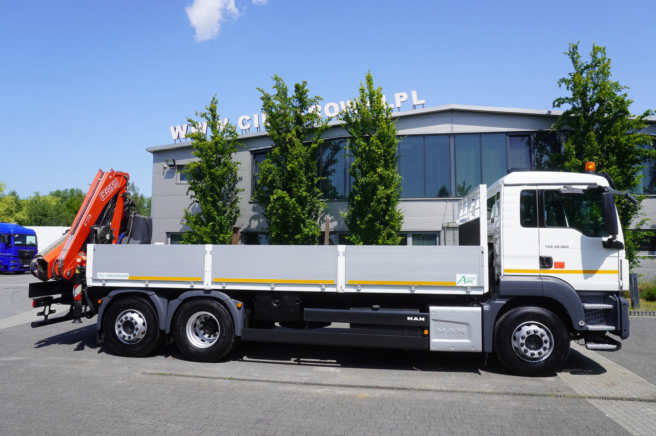 MAN TGS 26.360 Flatbed / Fassi F175 7.7 T / steered 3rd axle - Dropside/ Flatbed truck, Crane truck: picture 3 MAN TGS 26.360 Flatbed / Fassi F175 7.7 T / steered 3rd axle - Dropside/ Flatbed truck, Crane truck: picture 3