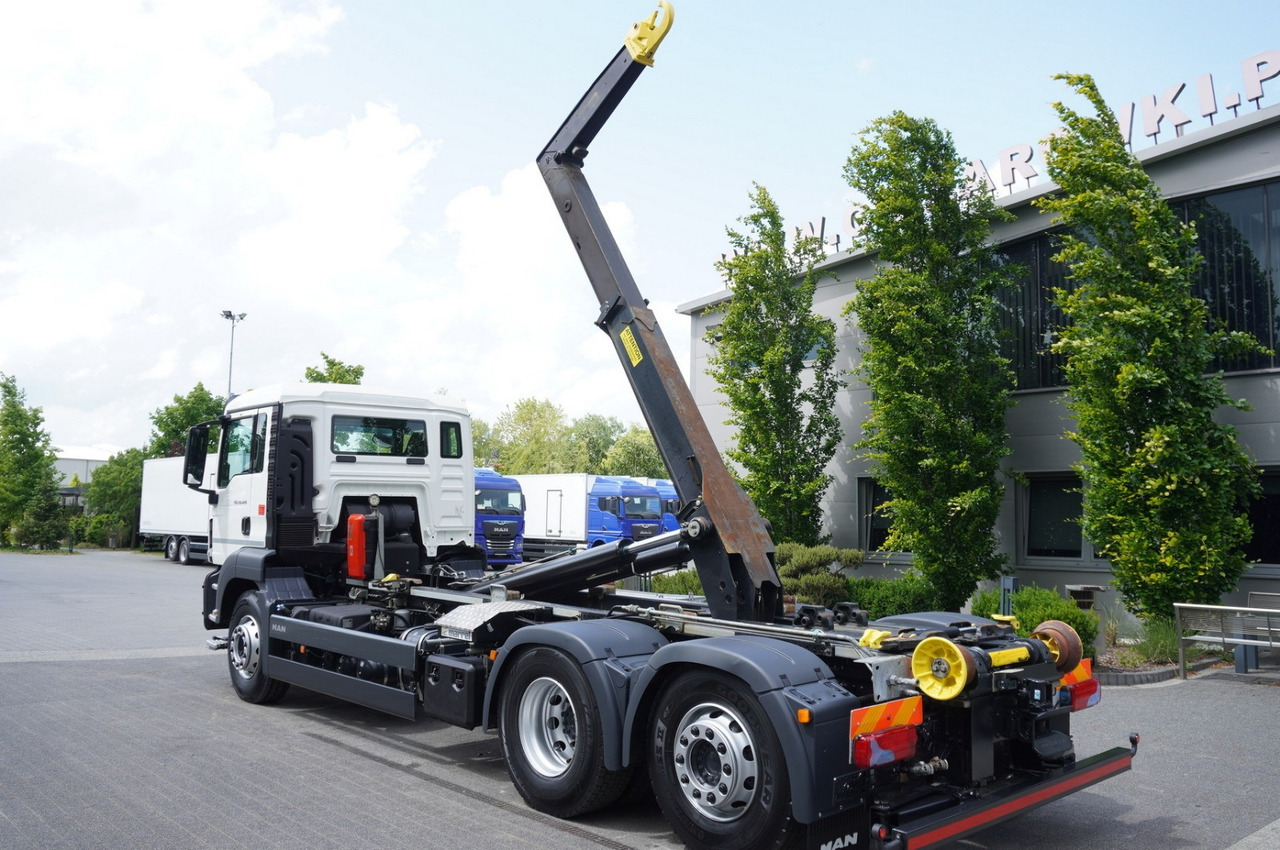 MAN TGS 26.430 E6 6x2 / HIAB Multilift hooklift - Hook lift truck: picture 4 MAN TGS 26.430 E6 6x2 / HIAB Multilift hooklift - Hook lift truck: picture 4