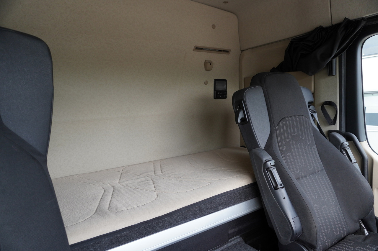 MERCEDES-BENZ Actros 1824 / Refrigerator 22 EPAL / Carrier Supra 850 / Sleeping cabin on lease MERCEDES-BENZ Actros 1824 / Refrigerator 22 EPAL / Carrier Supra 850 / Sleeping cabin: picture 26