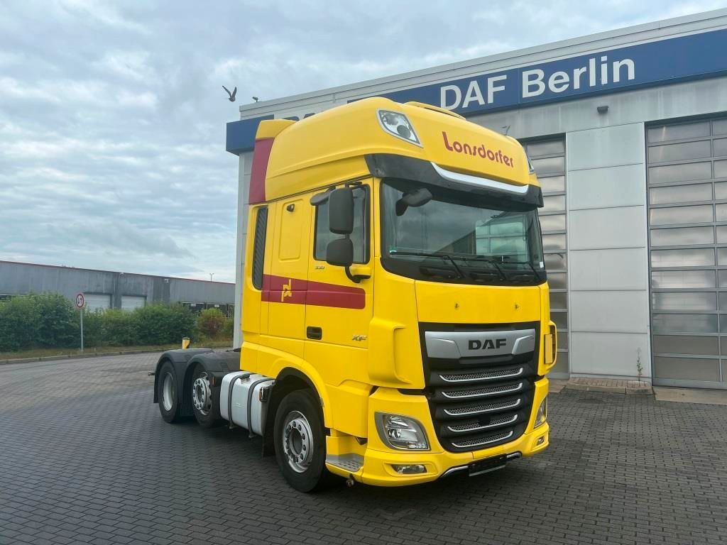 DAF XF 530 FTG SSC Intarder Lift-Lenkachse 70t zZGG - Tractor unit: picture 1 DAF XF 530 FTG SSC Intarder Lift-Lenkachse 70t zZGG - Tractor unit: picture 1