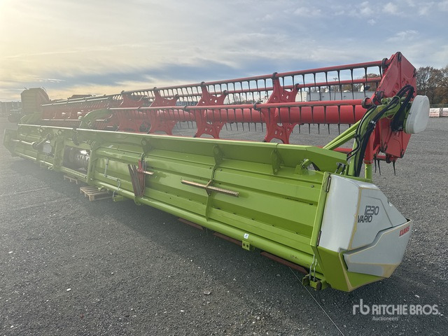 2014 Claas 1230 VARIO Combine Header - Grain header: picture 4 2014 Claas 1230 VARIO Combine Header - Grain header: picture 4