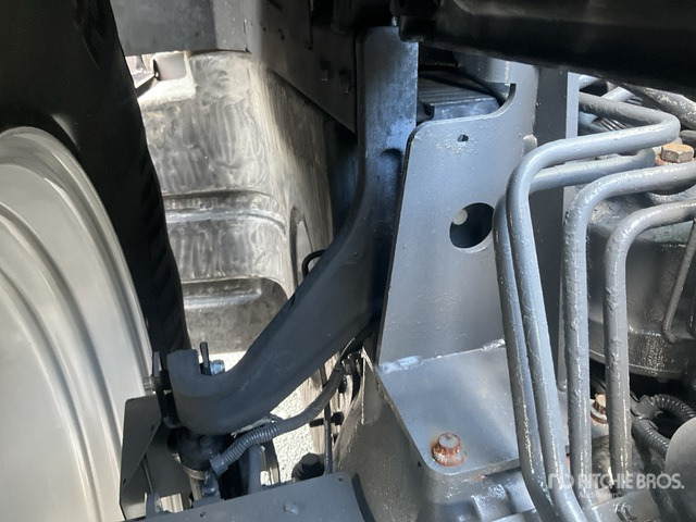 2015 Massey Ferguson 8737 4WD Tractor - Farm tractor: picture 3 2015 Massey Ferguson 8737 4WD Tractor - Farm tractor: picture 3