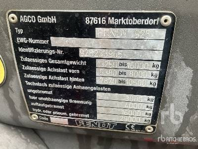FENDT 927 Vario - Farm tractor: picture 5 FENDT 927 Vario - Farm tractor: picture 5