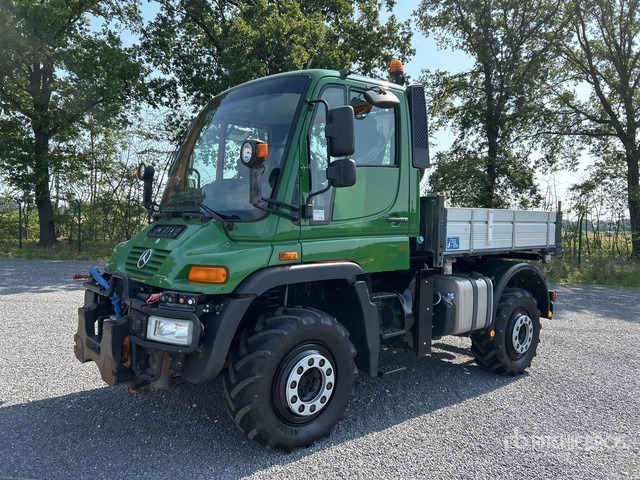 2007 Mercedes-Benz Unimog U400 4x4 Utility Truck - Municipal/ Special vehicle: picture 1 2007 Mercedes-Benz Unimog U400 4x4 Utility Truck - Municipal/ Special vehicle: picture 1