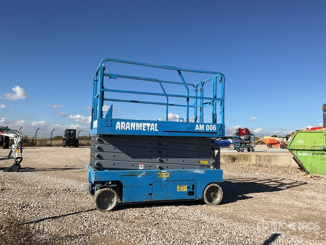 2008 Genie GS3246 Electric Scissor Lift - Scissor lift: picture 3 2008 Genie GS3246 Electric Scissor Lift - Scissor lift: picture 3