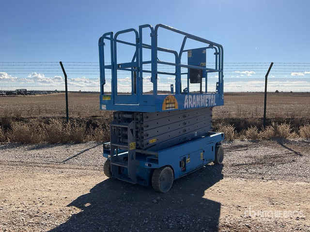 2008 Genie GS3246 Electric Scissor Lift - Scissor lift: picture 4 2008 Genie GS3246 Electric Scissor Lift - Scissor lift: picture 4