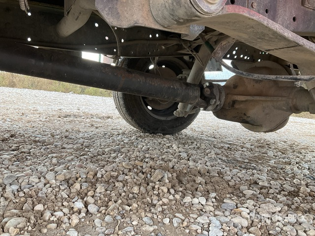 2009 Iveco 35S10 Cargo Van - Dropside/ Flatbed truck: picture 4 2009 Iveco 35S10 Cargo Van - Dropside/ Flatbed truck: picture 4