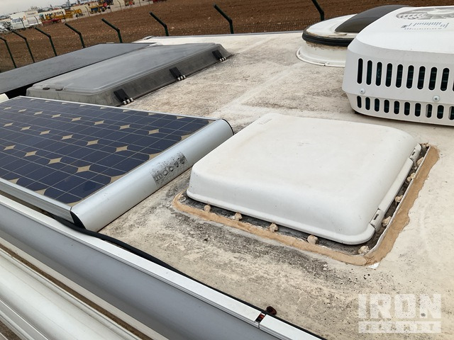 2010 Fiat/Mc Louis Ducato/P700 - Integrated motorhome: picture 5 2010 Fiat/Mc Louis Ducato/P700 - Integrated motorhome: picture 5