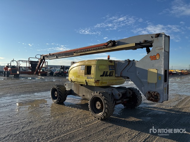 2003 JLG 800 AJ Telescopic Boom Lift - Articulated boom: picture 2 2003 JLG 800 AJ Telescopic Boom Lift - Articulated boom: picture 2