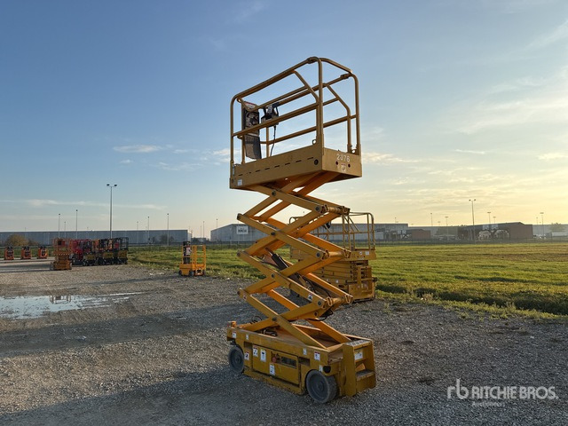 2008 Haulotte Optimum 8 Electric Scissor Lift - Scissor lift: picture 1 2008 Haulotte Optimum 8 Electric Scissor Lift - Scissor lift: picture 1