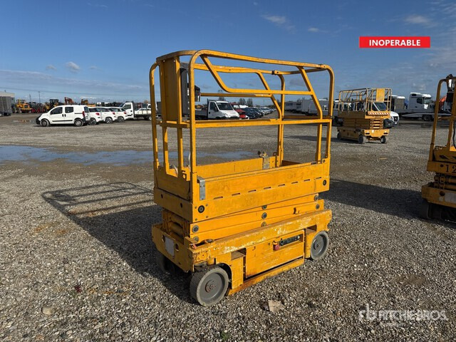 2009 Haulotte Optimum 8 Electric (Inoperable) Scissor Lift - Scissor lift: picture 2 2009 Haulotte Optimum 8 Electric (Inoperable) Scissor Lift - Scissor lift: picture 2